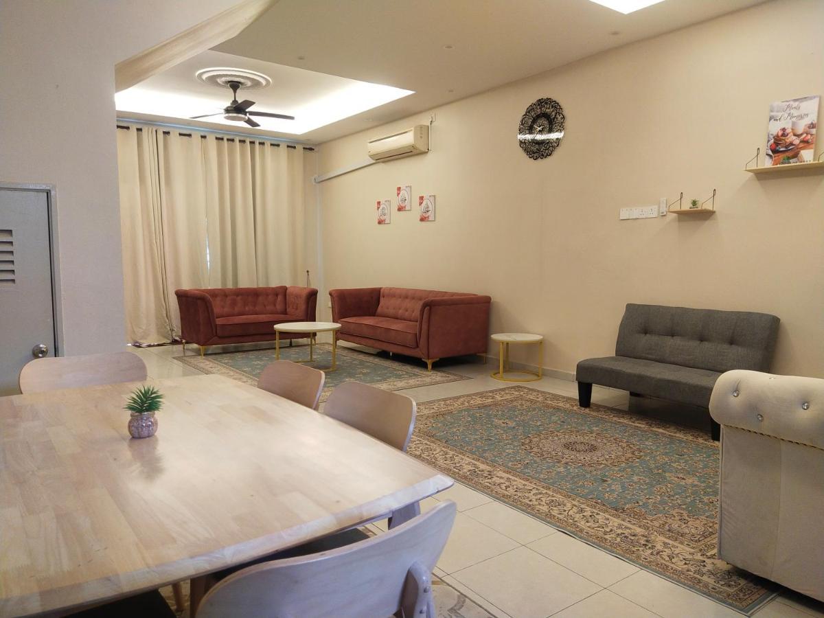 Axaida Homestay Parit Jawa Bakar Parit Luaran gambar